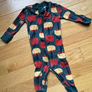 3 Hanna Andersson 6-12 month sleepers